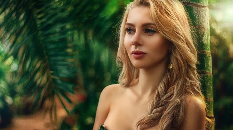 Honey-Blonde-Hair
